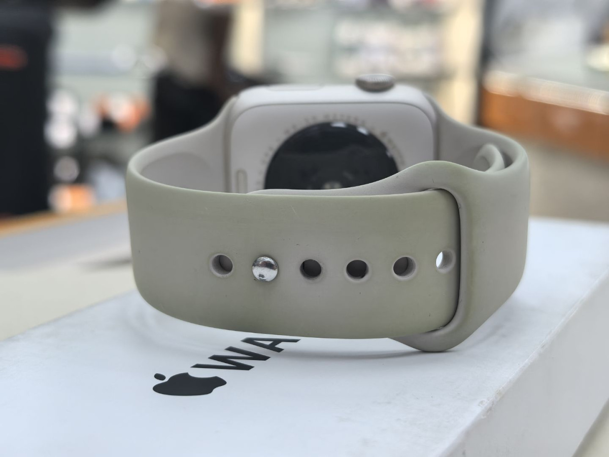 Смарт-часы Apple Watch SE 2022 44mm