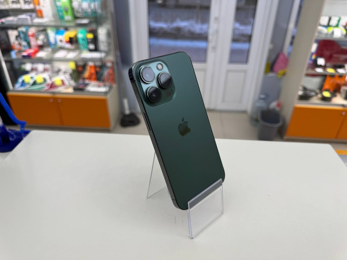 Смартфон Apple iPhone 13 Pro 256Gb