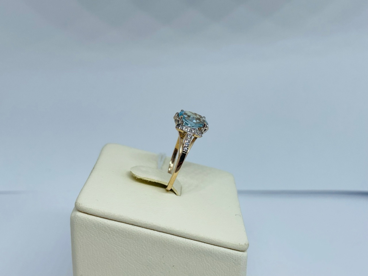 КОЛЬЦО С КАМНЯМИ (Au 585)