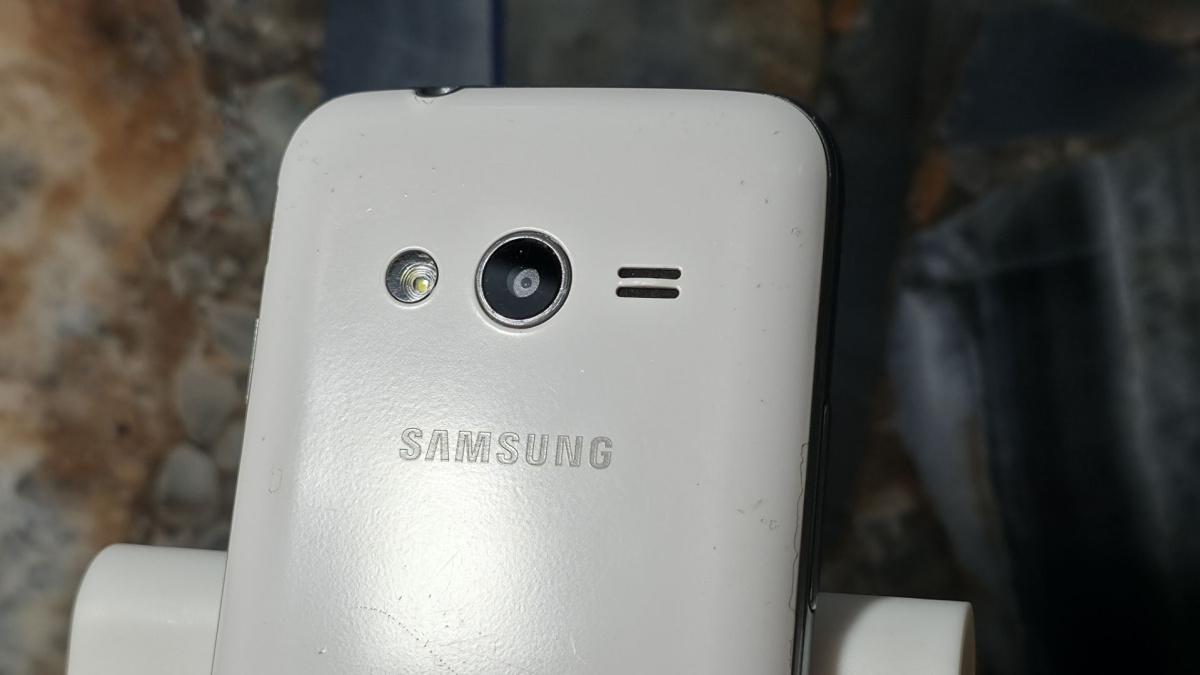 Смартфон Samsung Galaxy Ace 4 Neo
