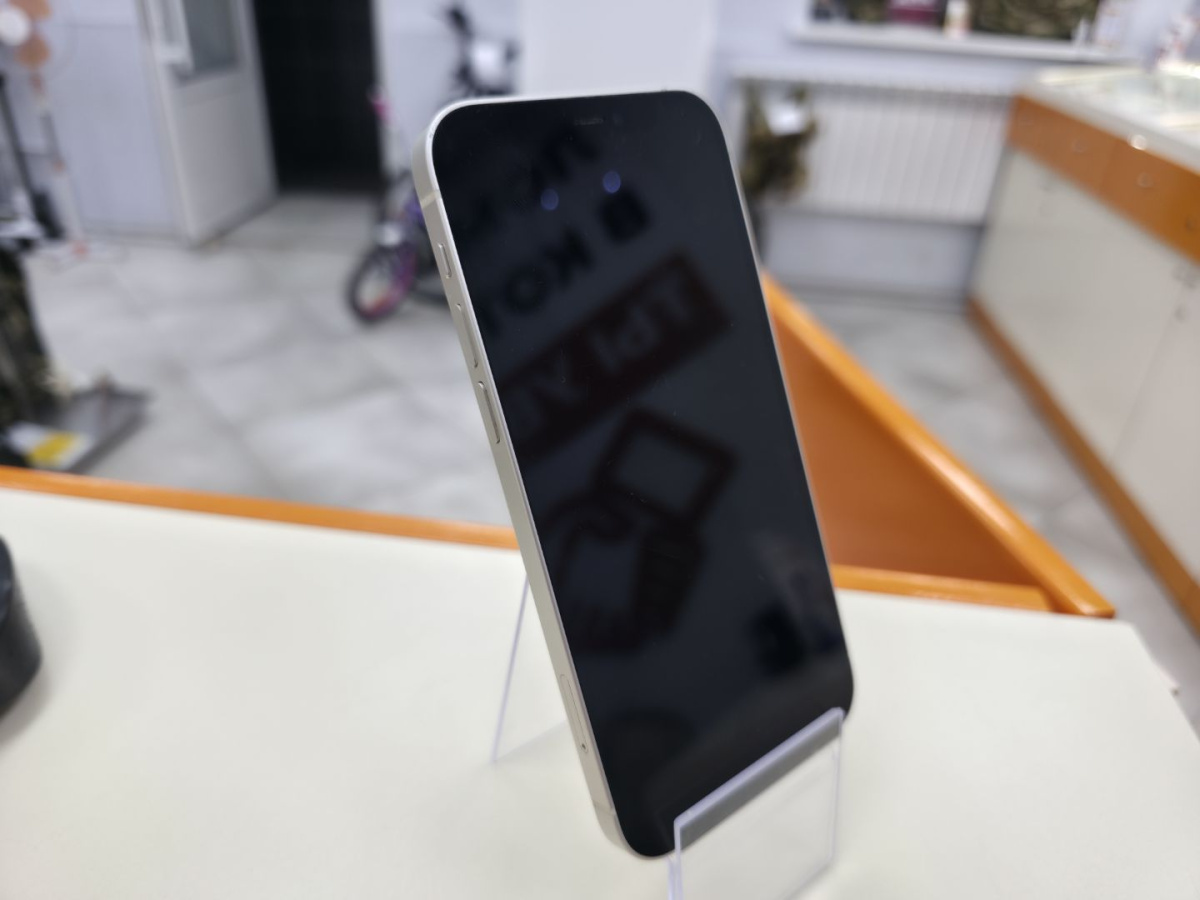 Смартфон Apple iPhone 12 64Gb