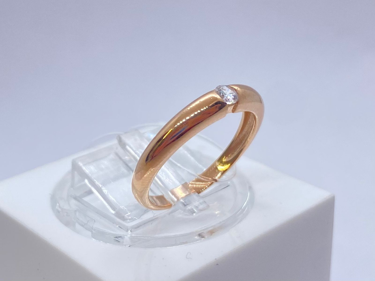 01-7121 КОЛЬЦО С КАМНЕМ (Au 585)