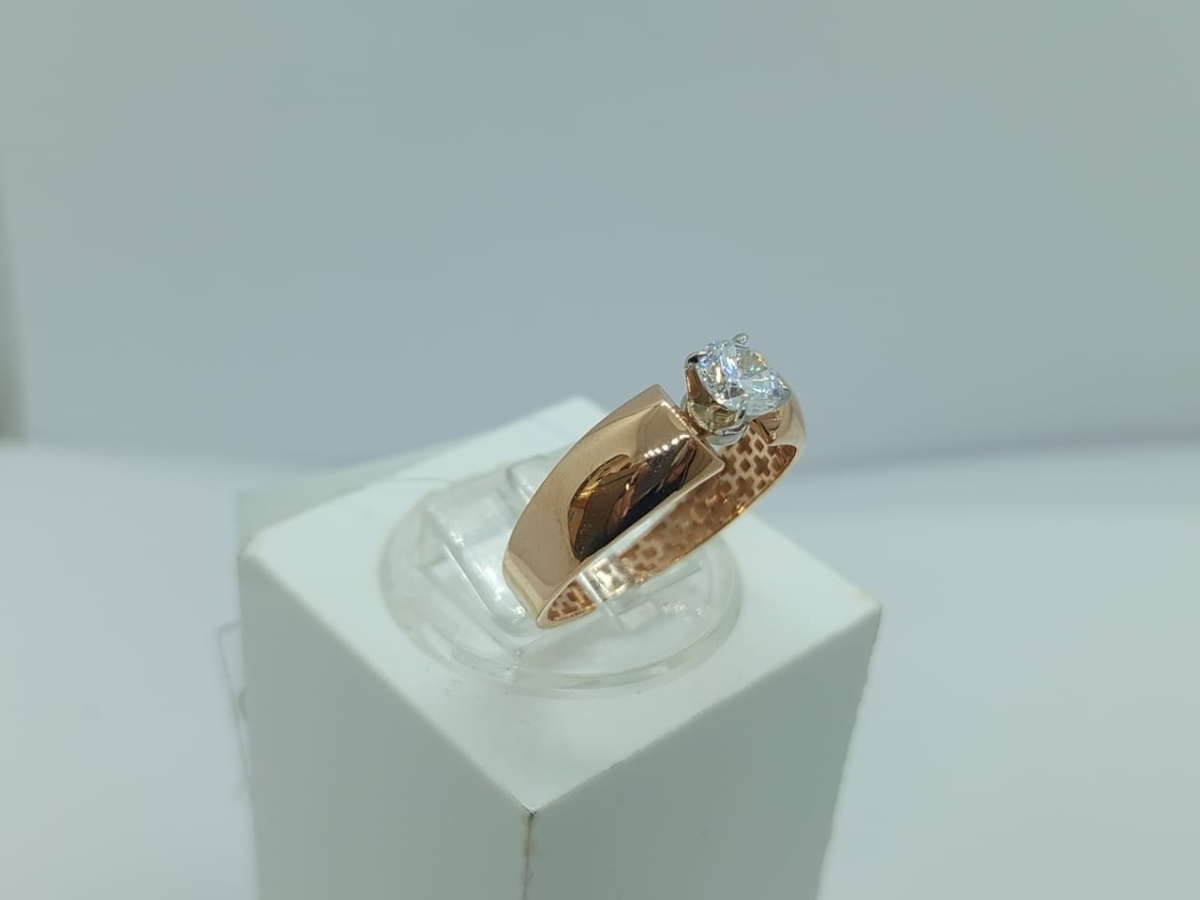 КОЛЬЦО С КАМНЕМ (Au 585)