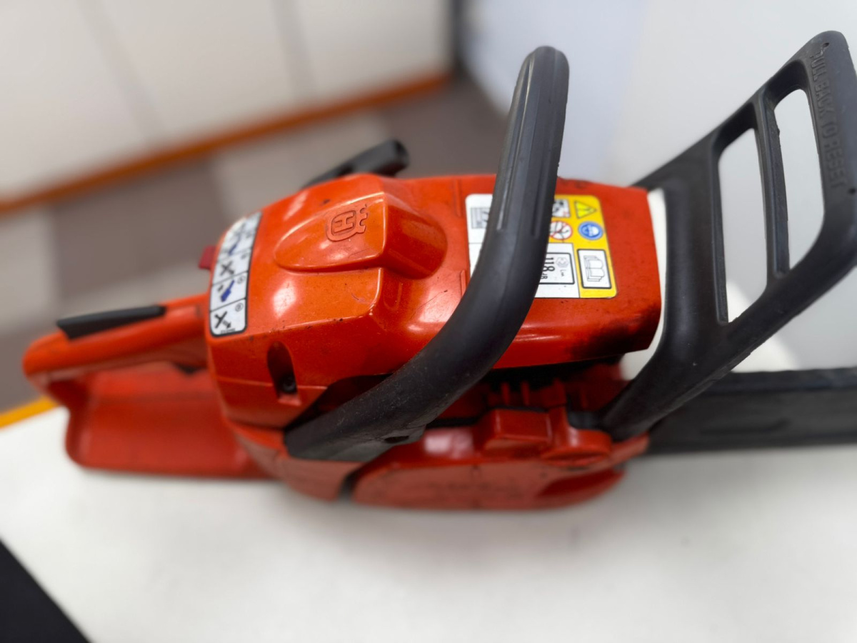 Бензопила Husqvarna 240