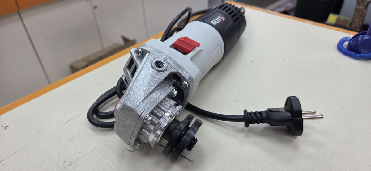 Угловая шлифмашина Elti МШУ-125/1000ПР