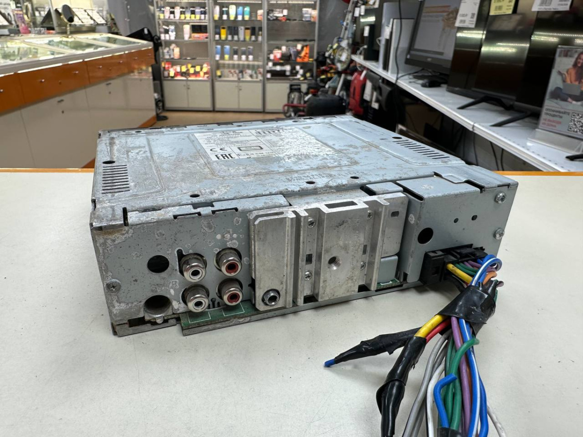 Автомагнитола Alpine CDE-180r