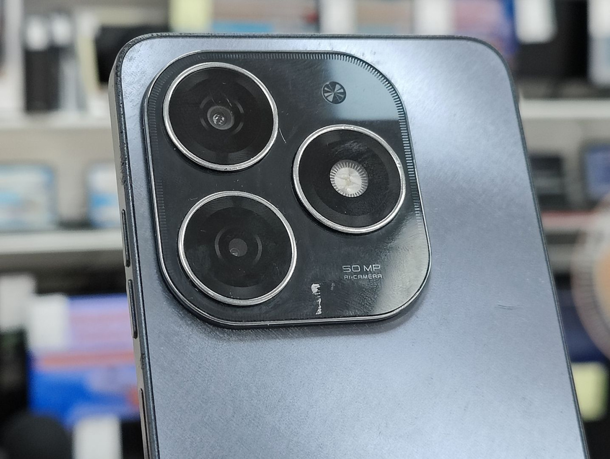 Смартфон Tecno Spark 20 8/128