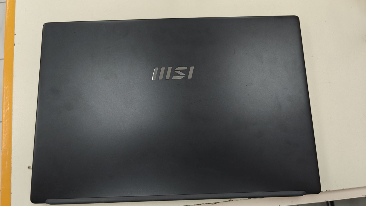 Ноутбук MSI; Core i5-1235U, Intel UHD Graphics, 8 Гб, 250 Гб, Нет