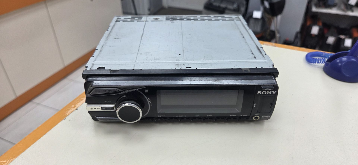 МАГНИТОЛА SONY cdx gt650-ui