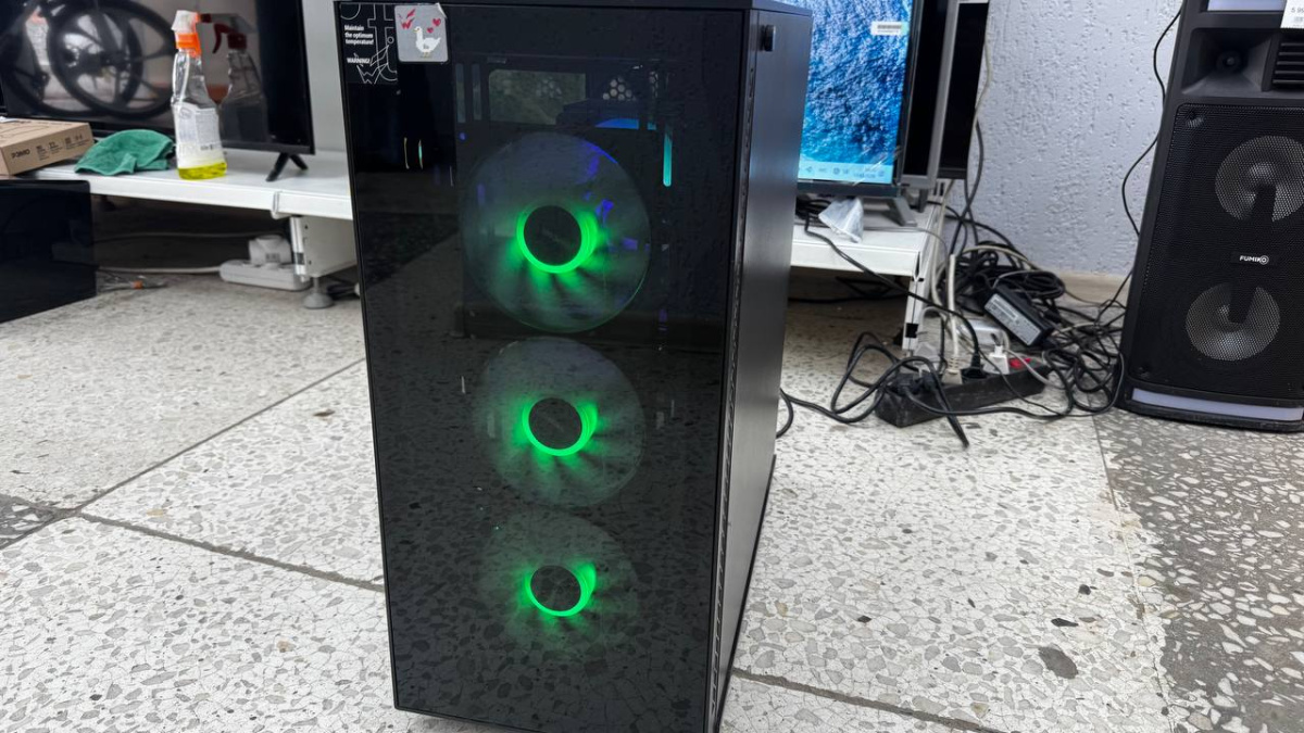 Системный блок Noname; Ryzen 5 7600X, Radeon RX7700XT, 32 Гб, 1 Tb, Нет