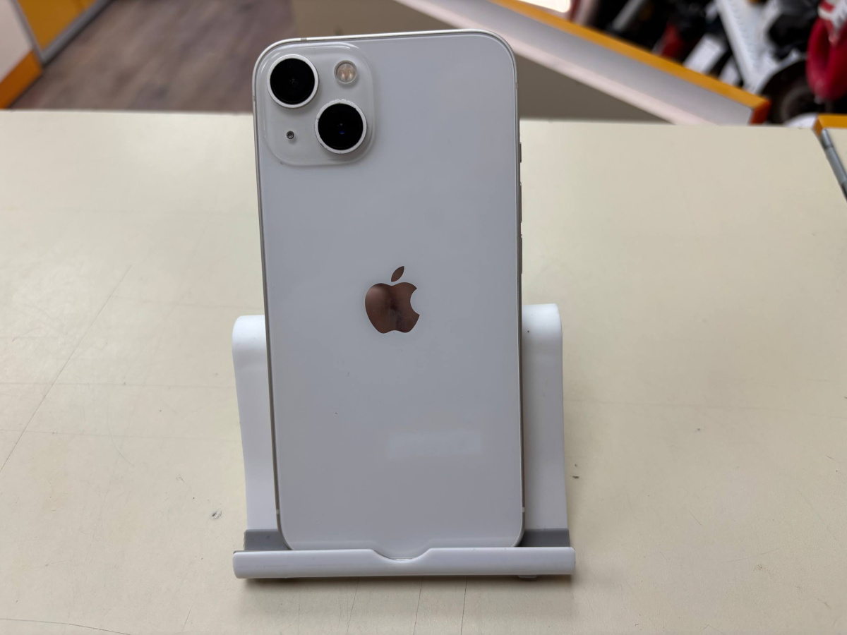 Смартфон Apple iPhone 13 128Gb