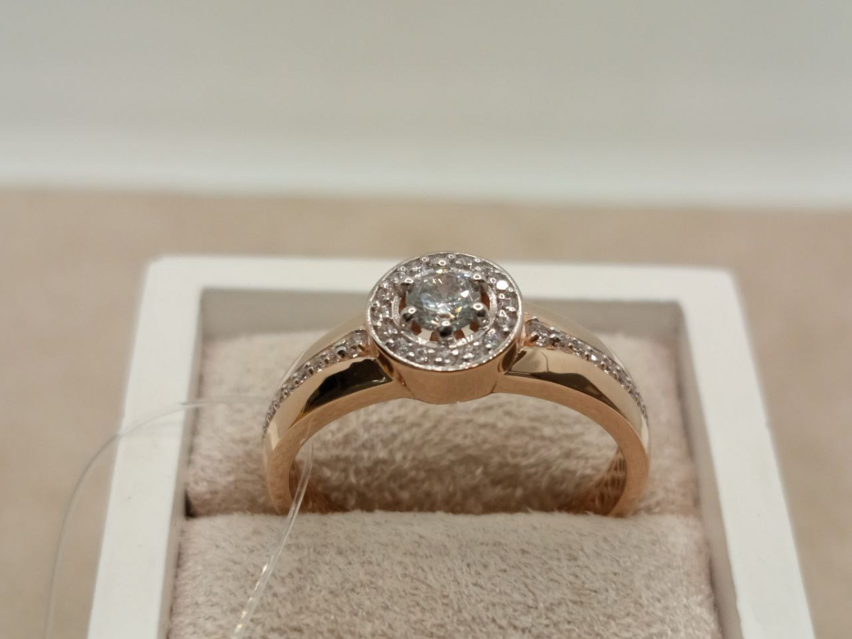 КОЛЬЦО С КАМНЯМИ (Au 585)