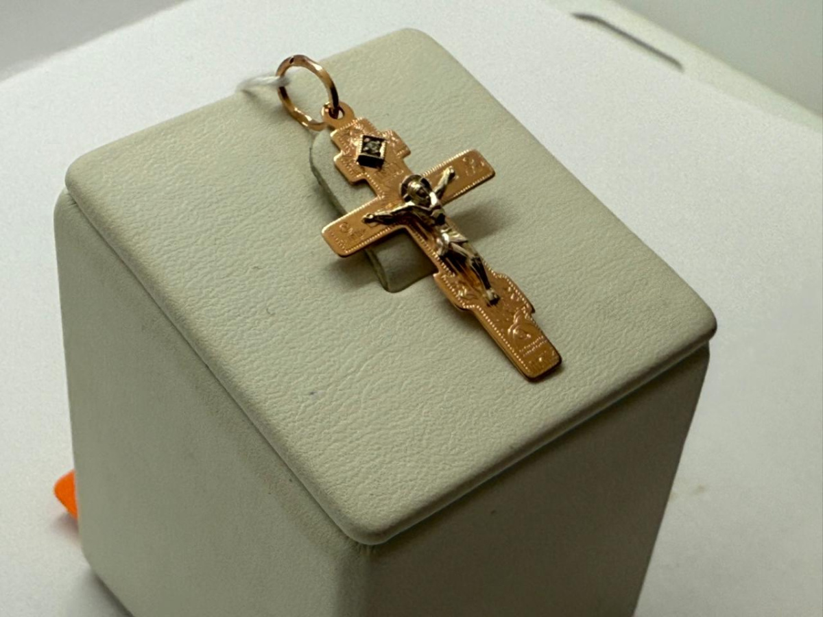 ПОДВЕСКА КРЕСТ С КАМНЕМ (Au 585)