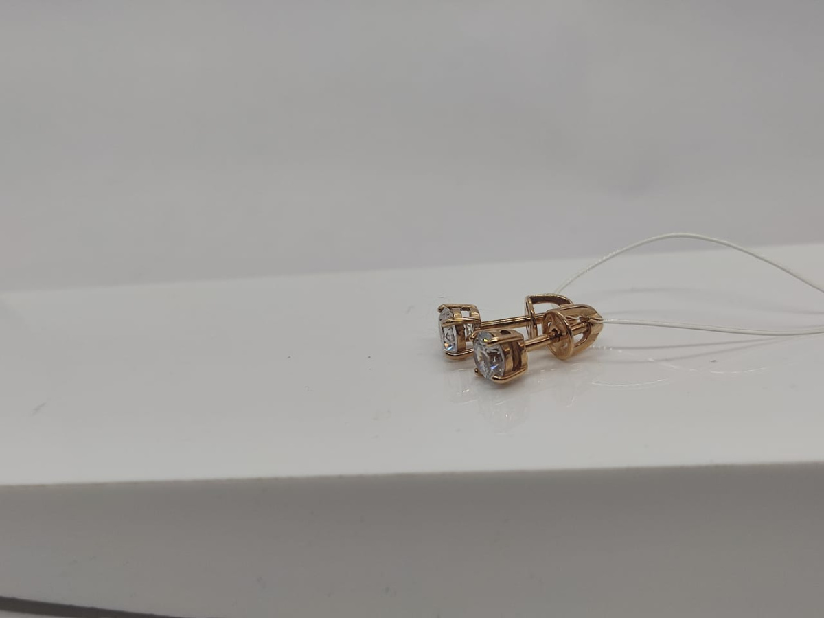 СЕРЬГИ ПУСЕТЫ с камнем (Au 585)