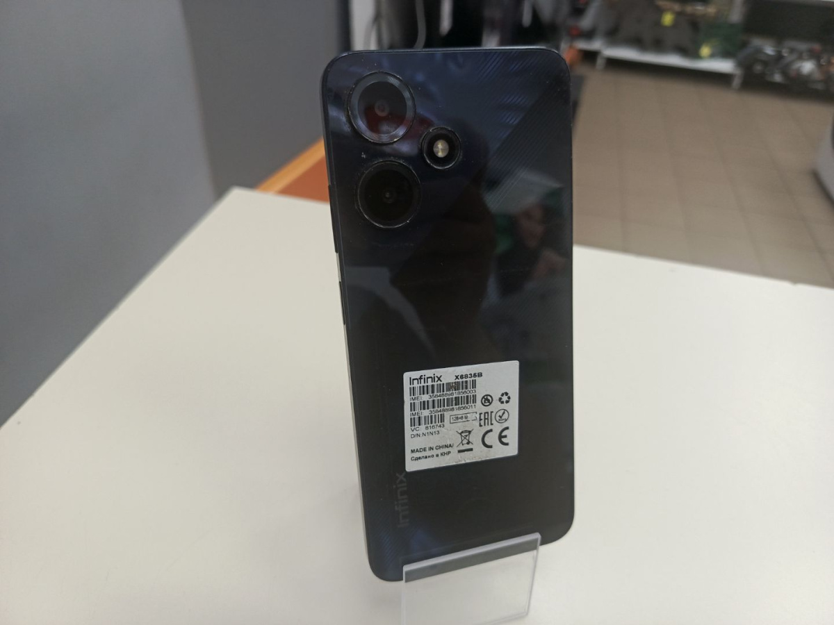 Смартфон Infinix HOT 30 Play 8/128