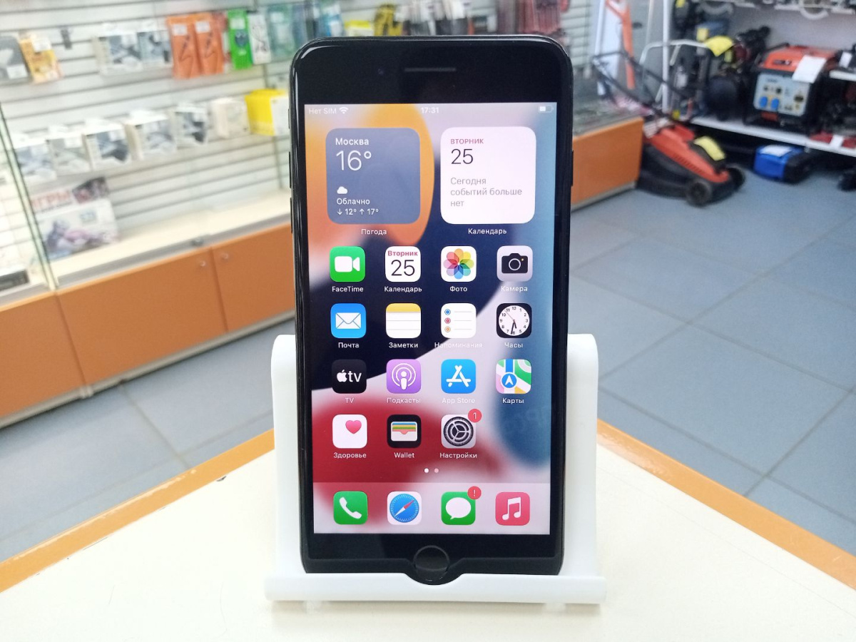 Смартфон Apple iPhone 7 Plus 128Gb