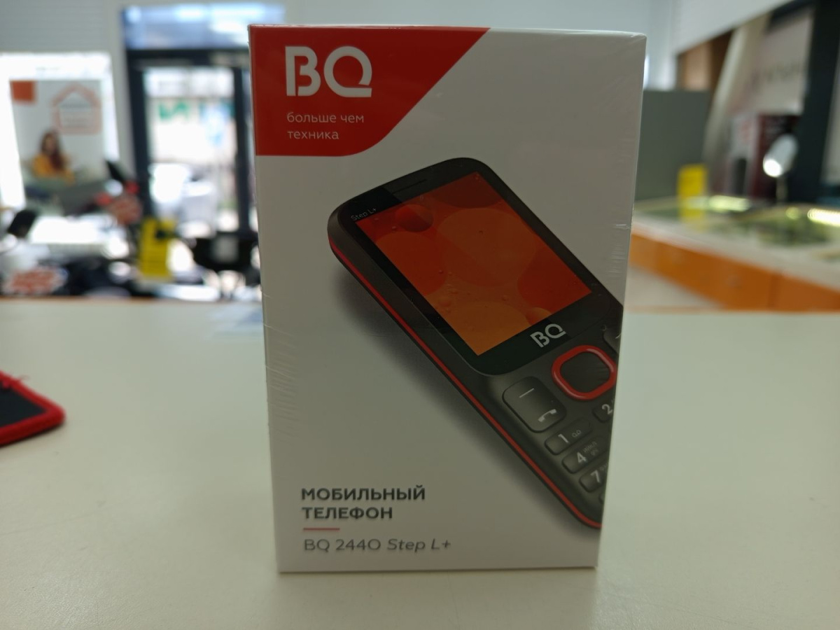 Мобильный телефон BQ 2440