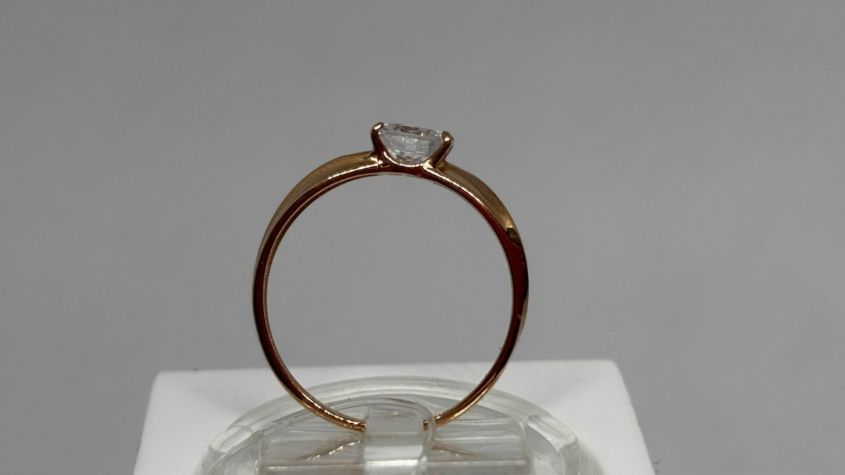 КОЛЬЦО С КАМНЕМ (Au 585)