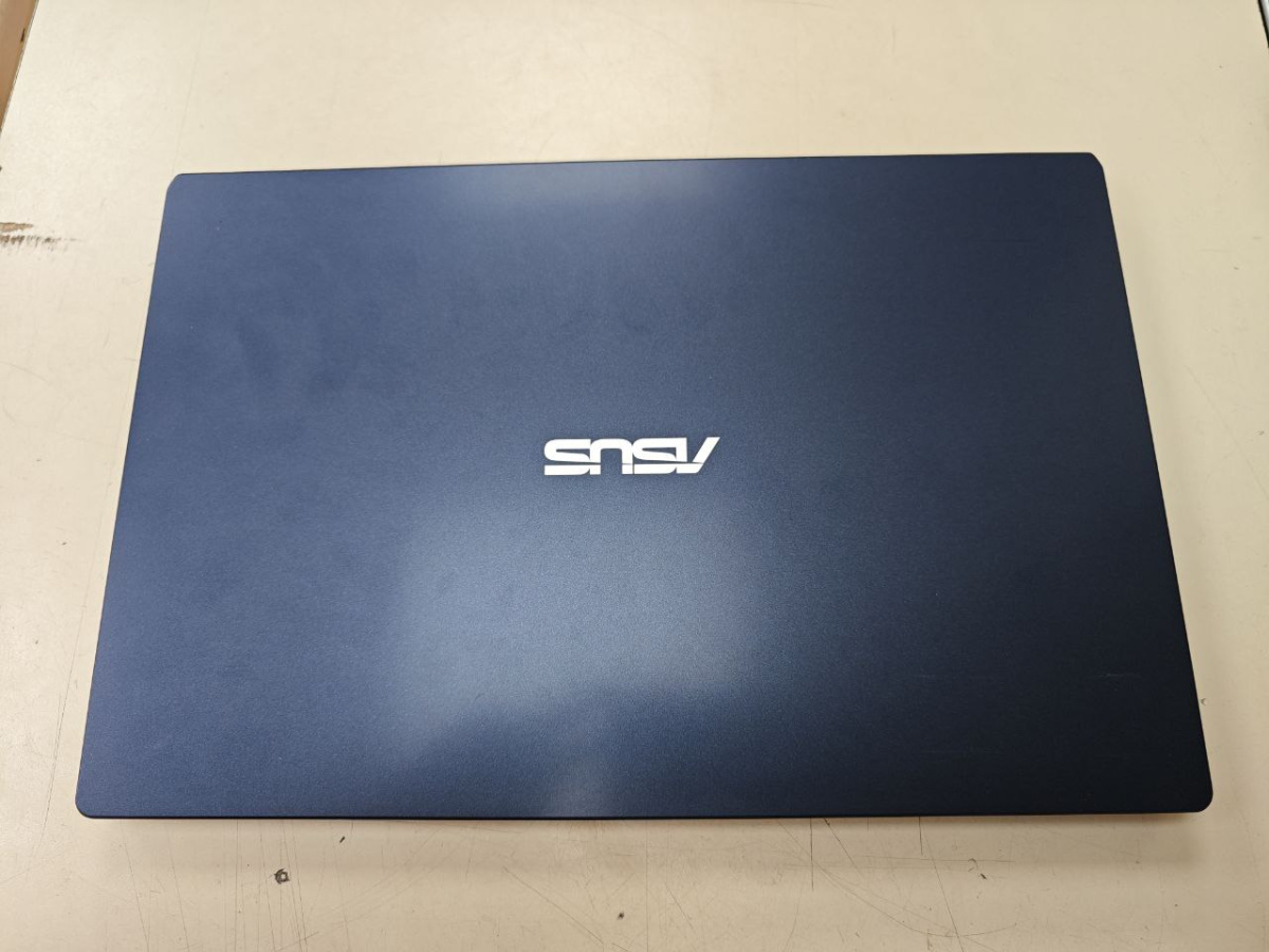 Ноутбук ASUS /; Silver N5030, Intel UHD Graphics 605, 4 Гб, 120 Гб, Нет