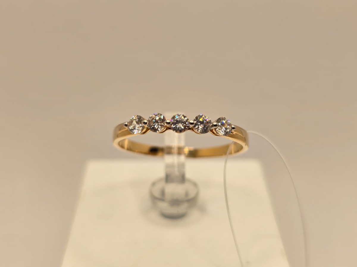 КОЛЬЦО С КАМНЯМИ (Au 585)