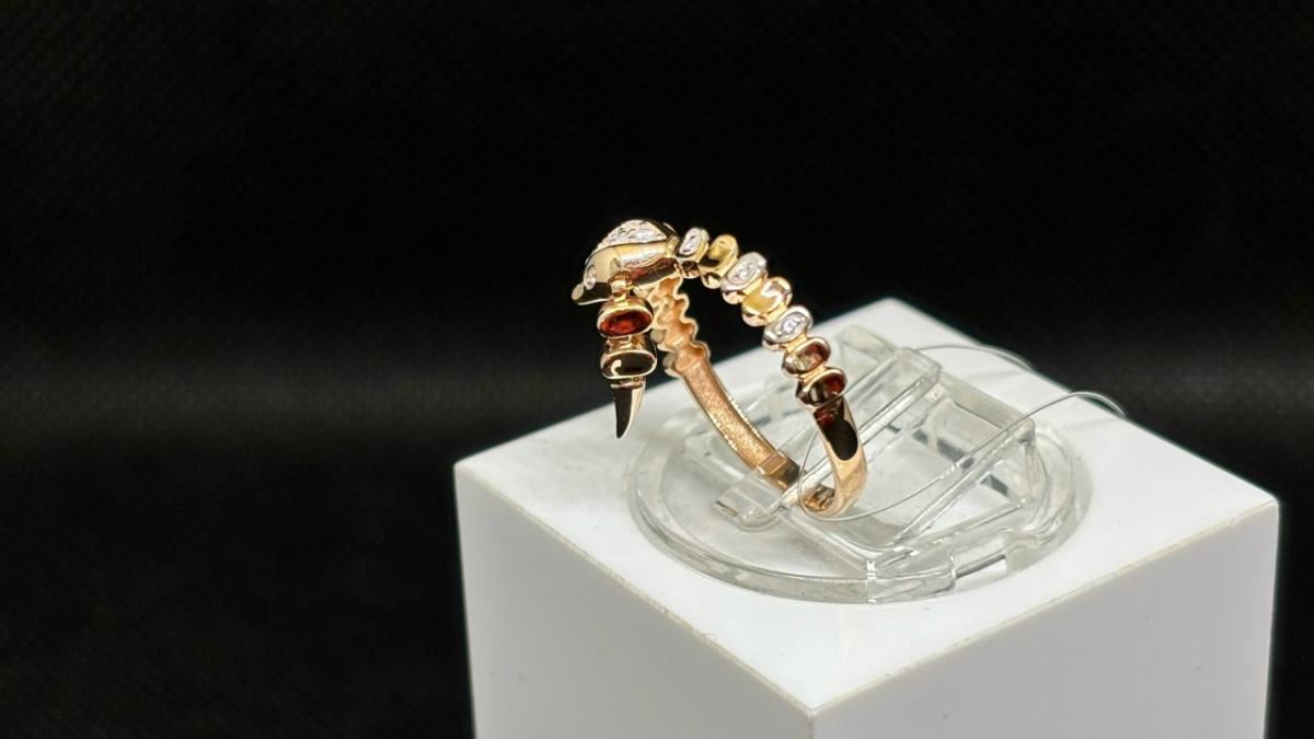 К13217930 КОЛЬЦО С КАМНЯМИ (Au 585)