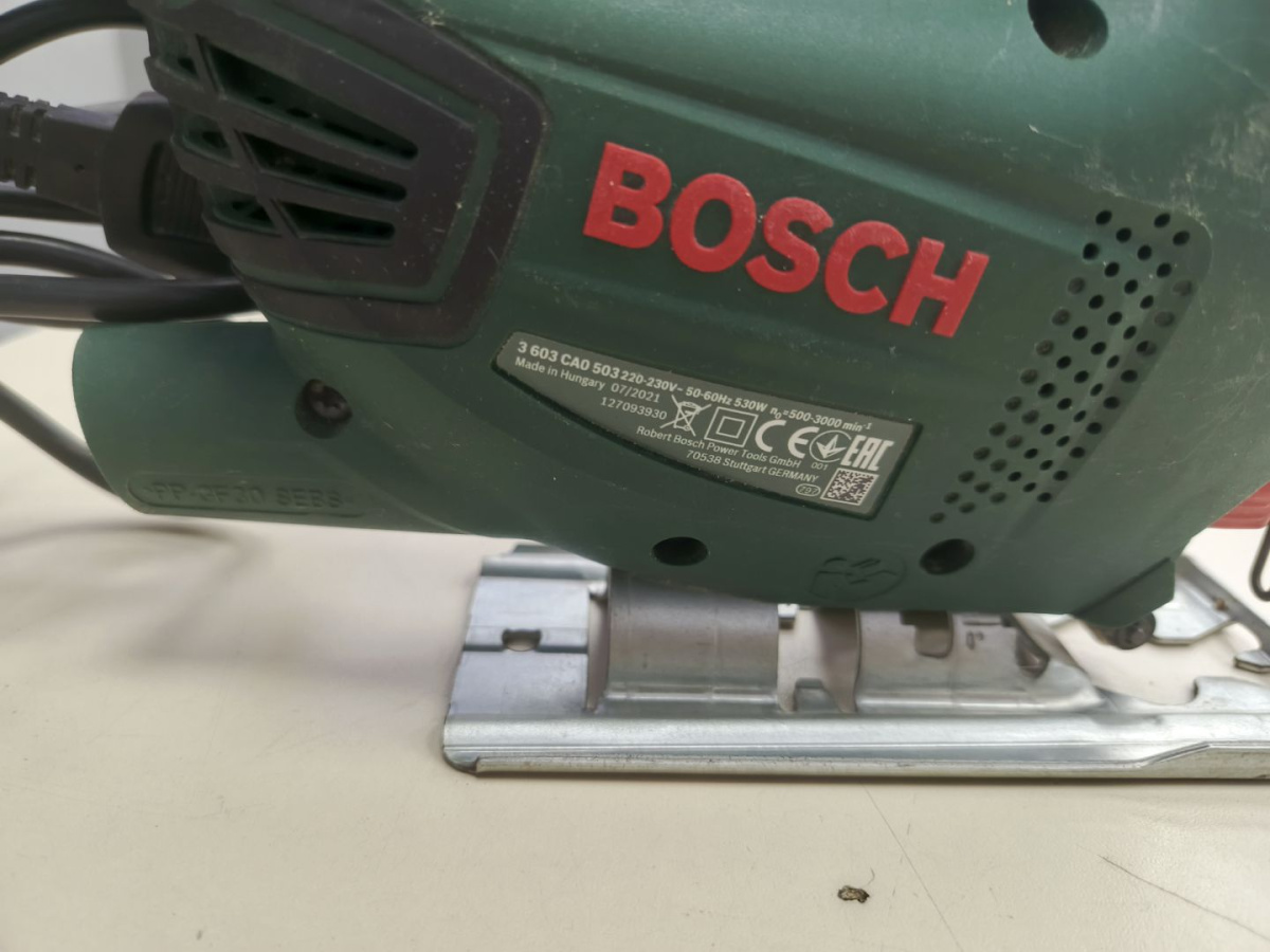 Лобзик Bosch PST 750 PE