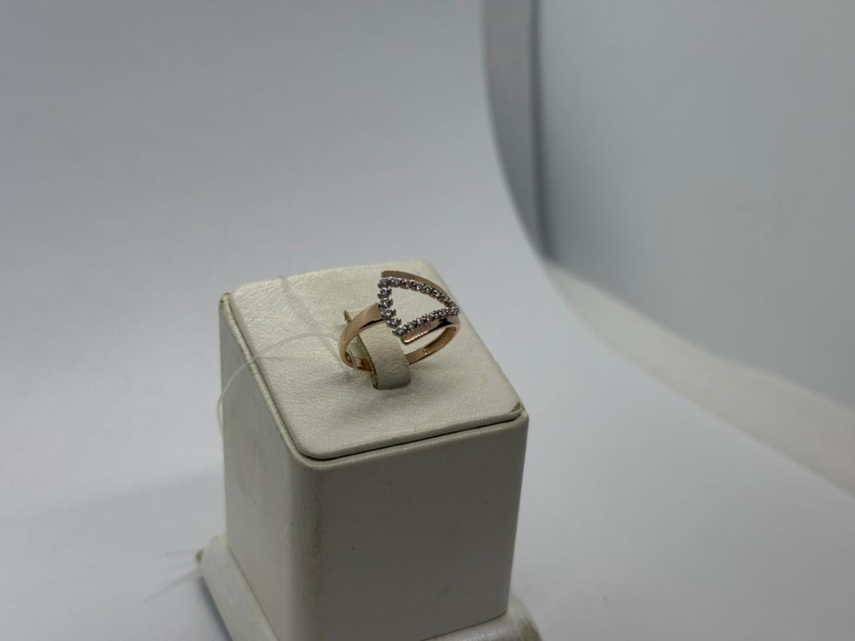 КОЛЬЦО С КАМНЯМИ (Au 585)