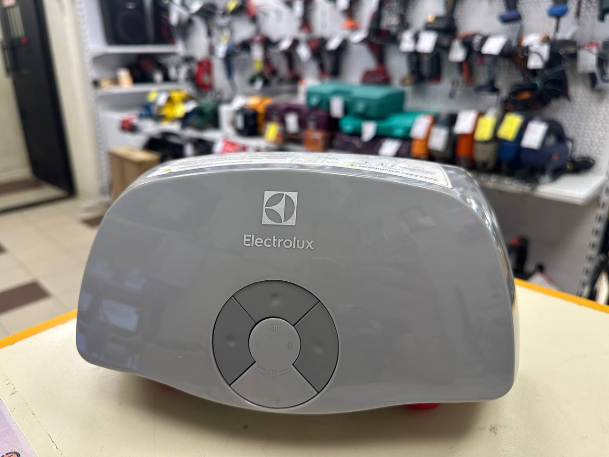 Водонагреватель Electrolux NP MINIFIX 5.5 TS