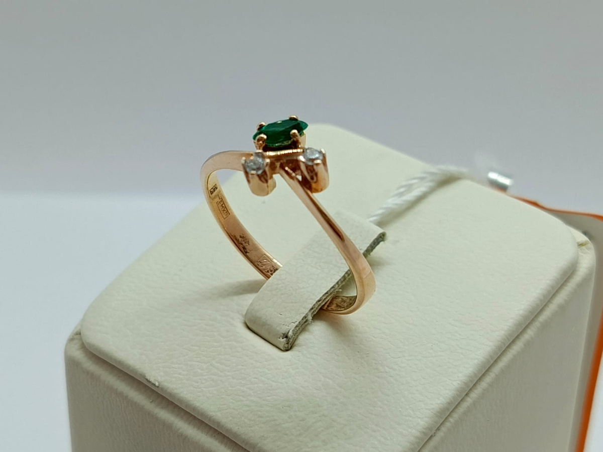 КОЛЬЦО С КАМНЯМИ (Au 585)