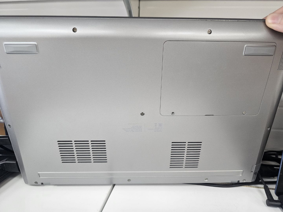 Ноутбук DIGMA; Ryzen 7 5825U, AMD Radeon (TM) Graphics, 16 Гб, 500 Гб, Нет