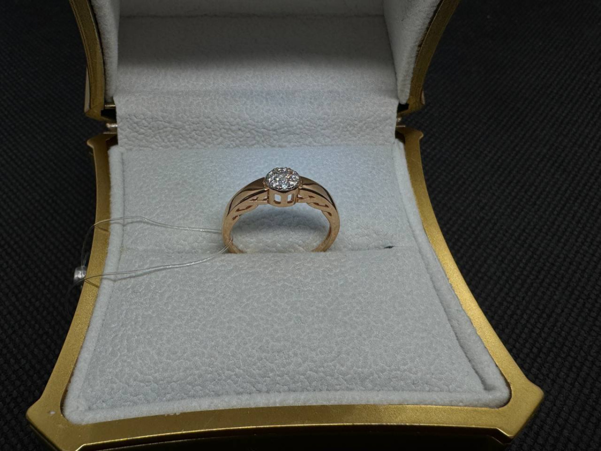 КОЛЬЦО С КАМНЯМИ (Au 585)