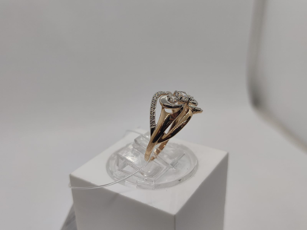 КОЛЬЦО С КАМНЯМИ (Au 585)