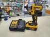 Шуруповерт Dewalt DCF887
