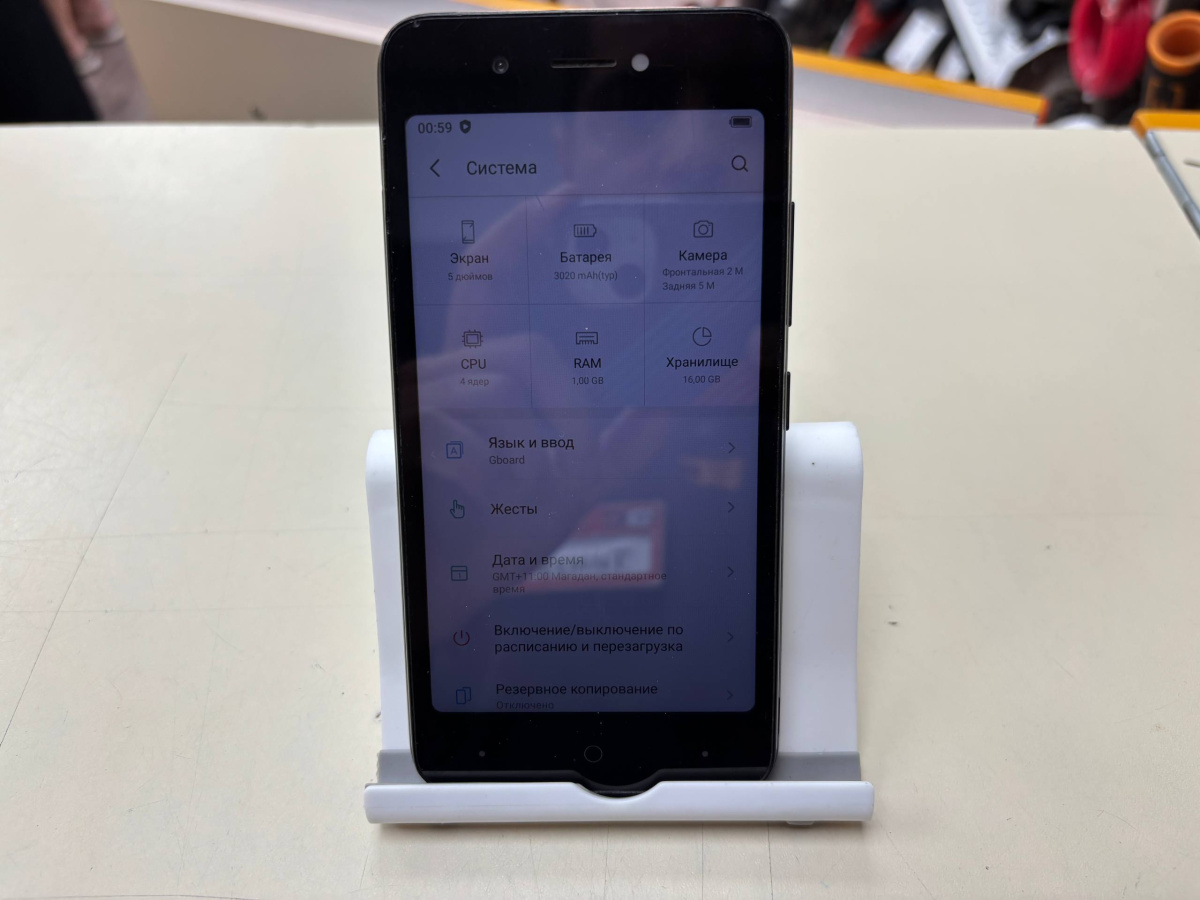 Смартфон Itel A25