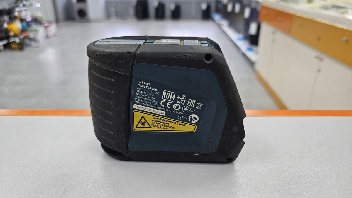 Нивелир Bosch GLL 2-50