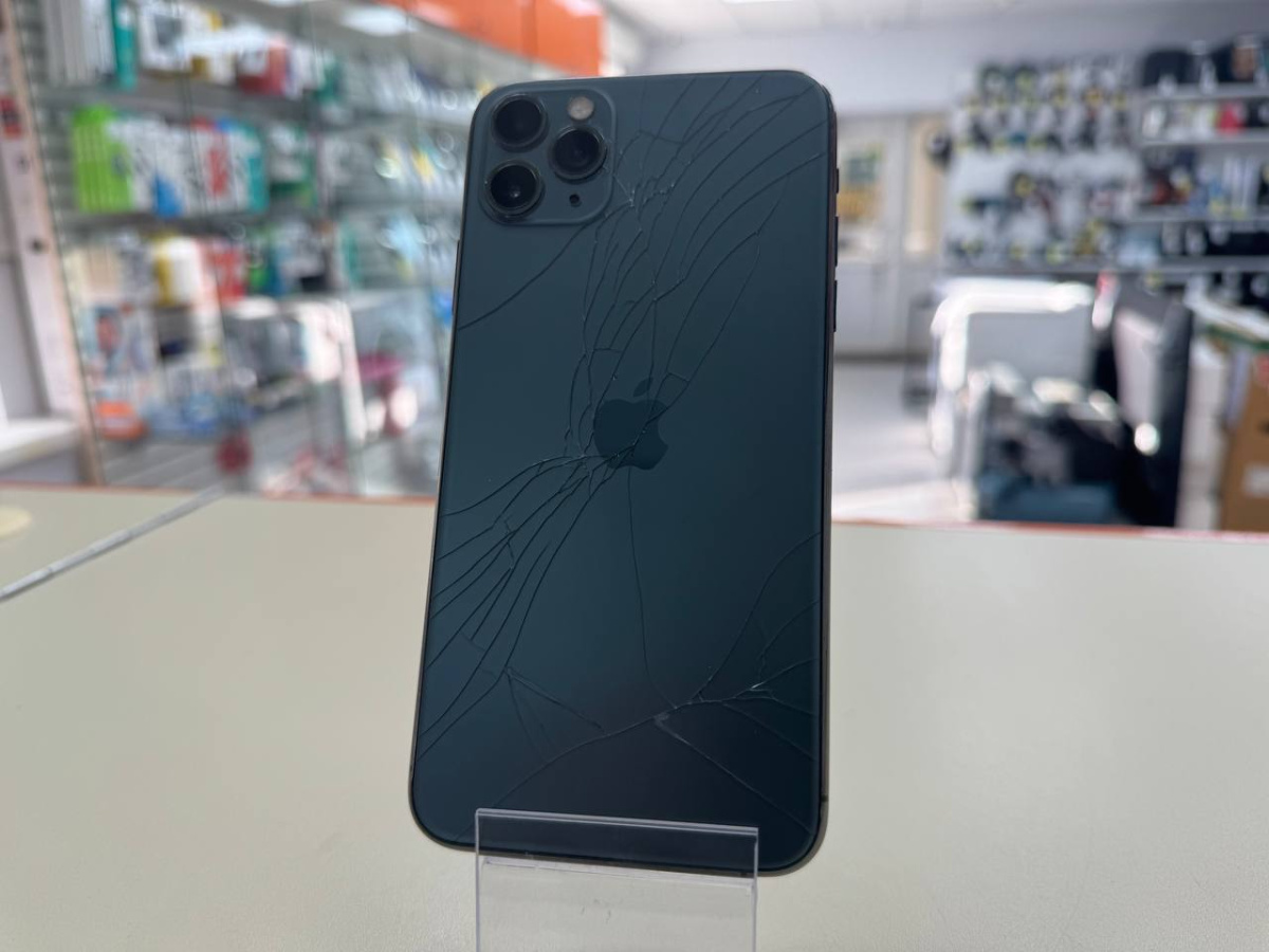Смартфон Apple iPhone 11 Pro Max 64Gb