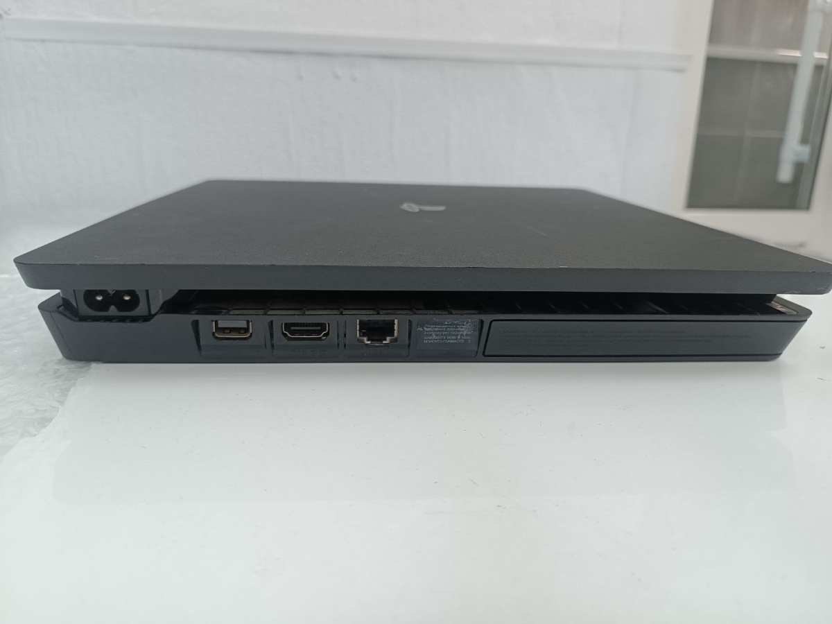 Игровая приставка PlayStation 4 Slim 500GB