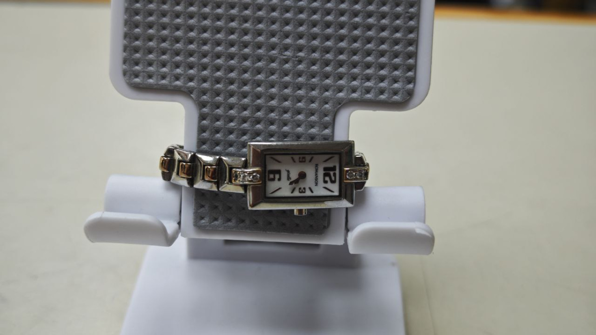 Часы наручные Romanson RM9536L