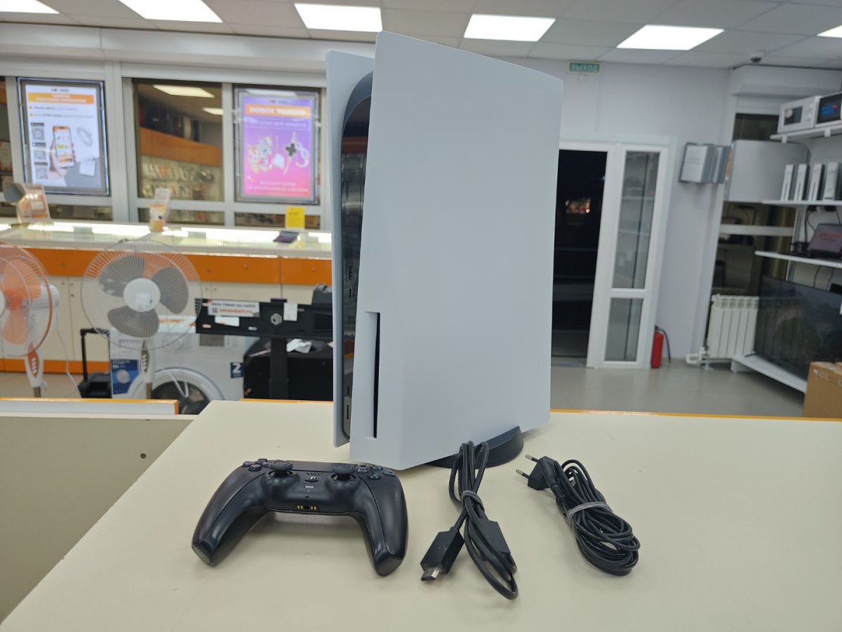 Игровая приставка PlayStation 5 825Gb (С дисководом)