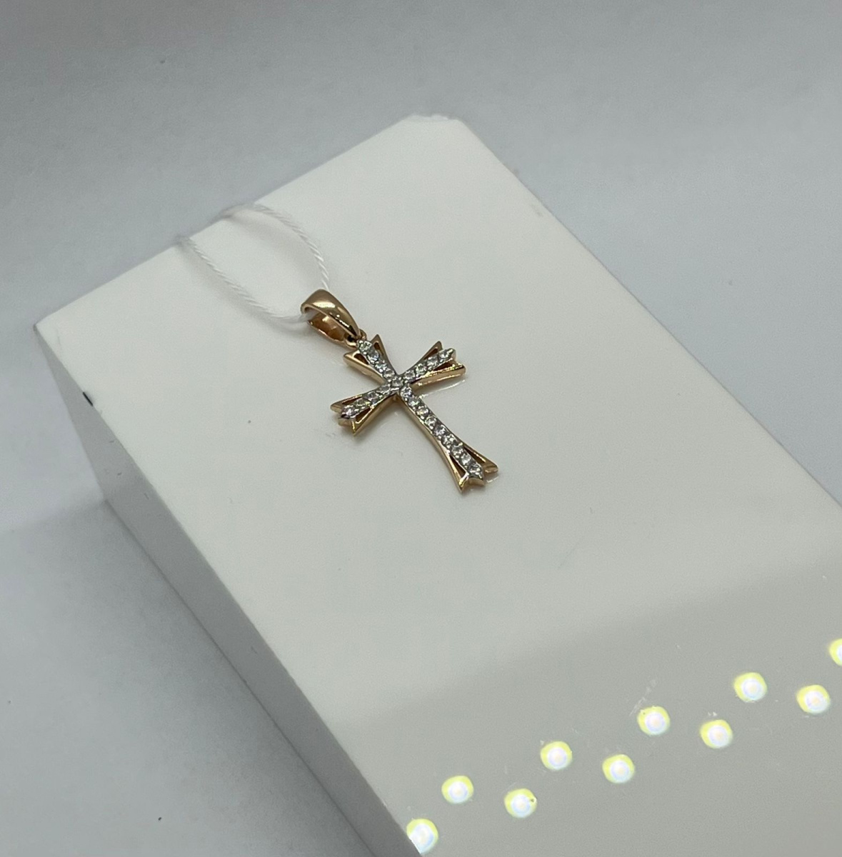 ПОДВЕСКА КРЕСТ С КАМНЯМИ (Au 585)