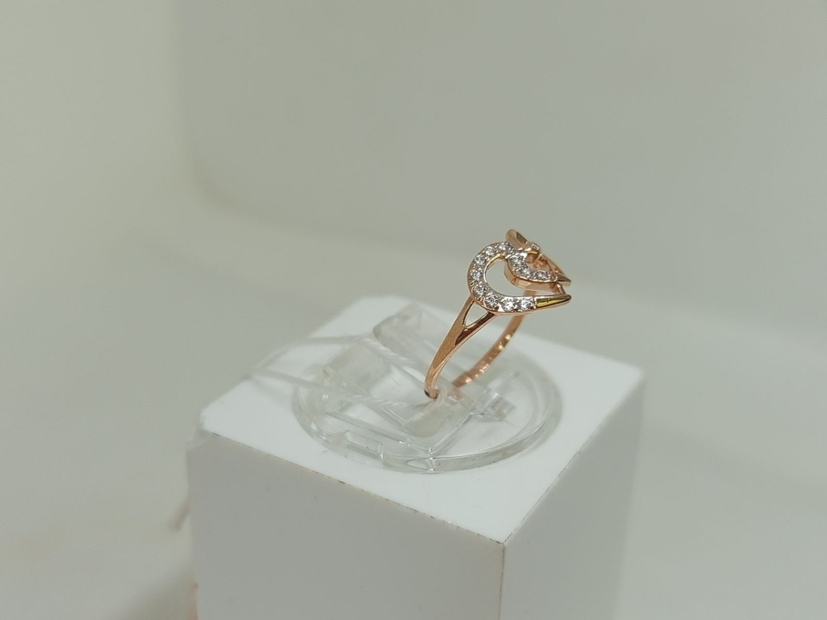 КОЛЬЦО С КАМНЯМИ (Au 585)