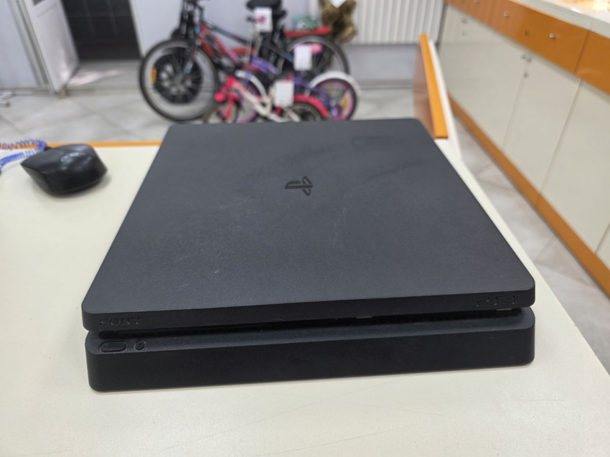 Игровая приставка PlayStation 4 Slim 500GB