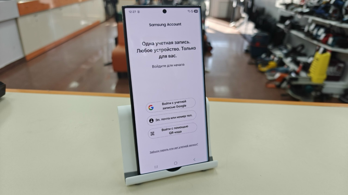 Смартфон Samsung Galaxy S22 Ultra 12/256