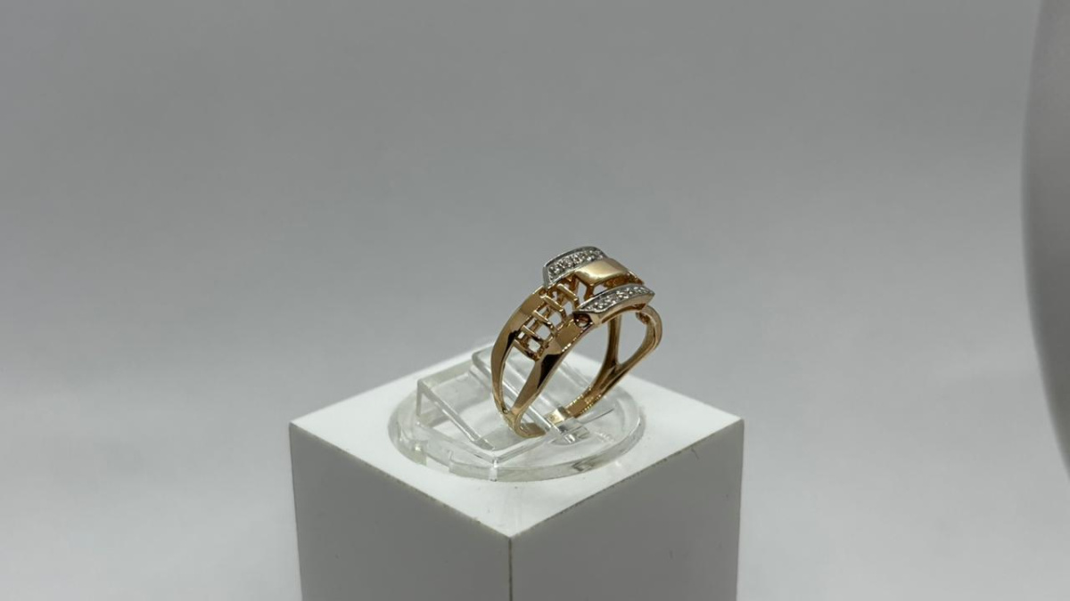 КОЛЬЦО С КАМНЯМИ (Au 585)