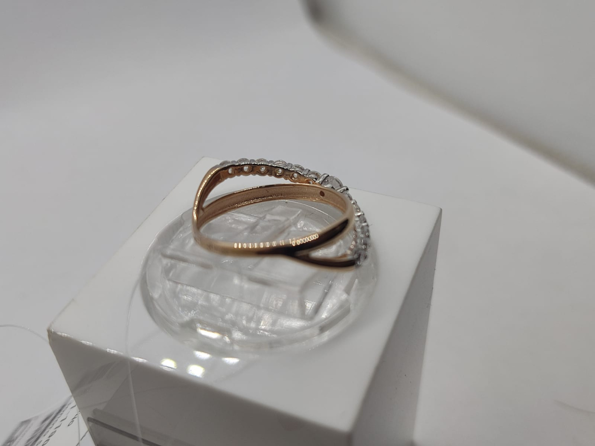 КОЛЬЦО С КАМНЯМИ (Au 585)