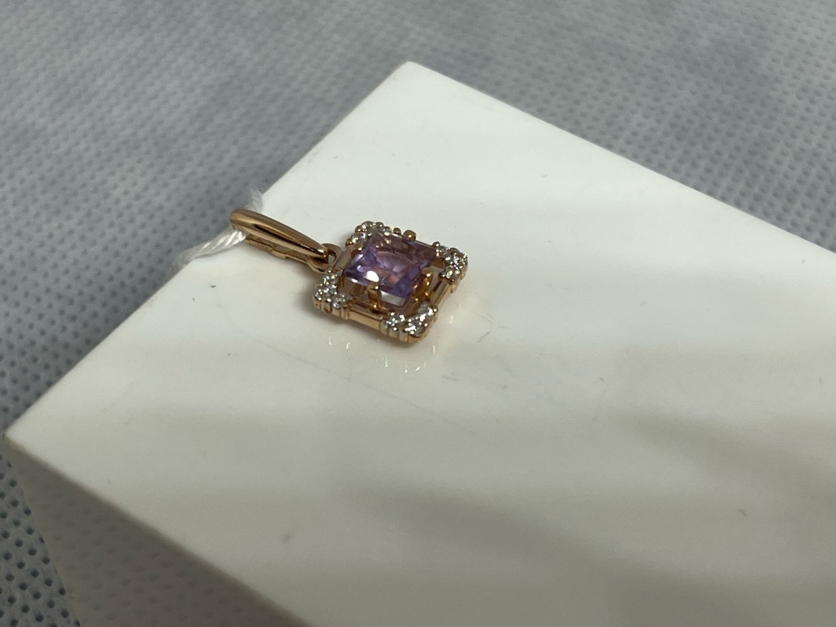 ПОДКМИ585 ПОДВЕСКА С КАМНЯМИ (Au 585)