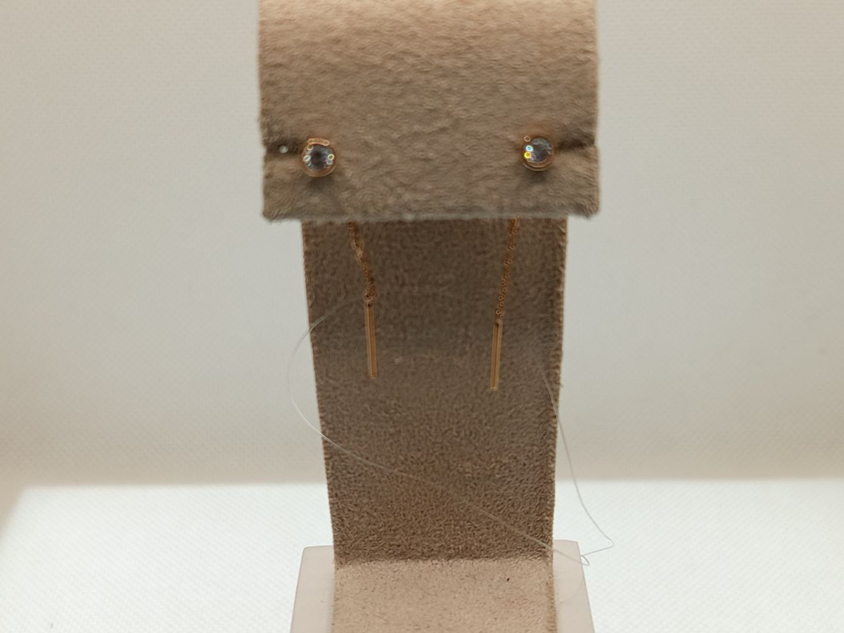 СЕРЬГИ ПРОДЕВКИ с камнем (Au 585)