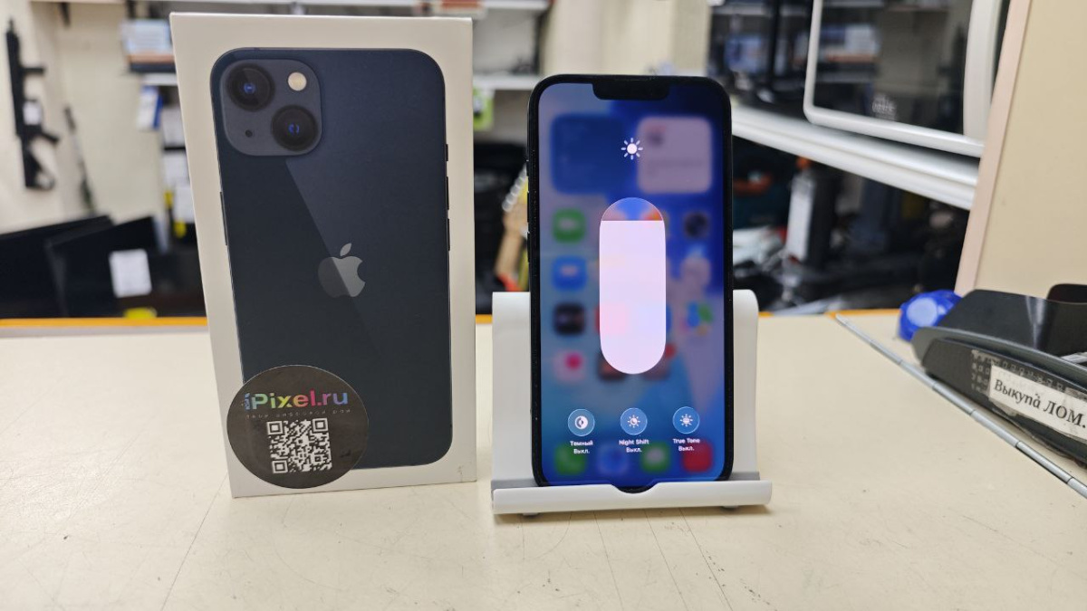 Смартфон Apple iPhone 13 128Gb