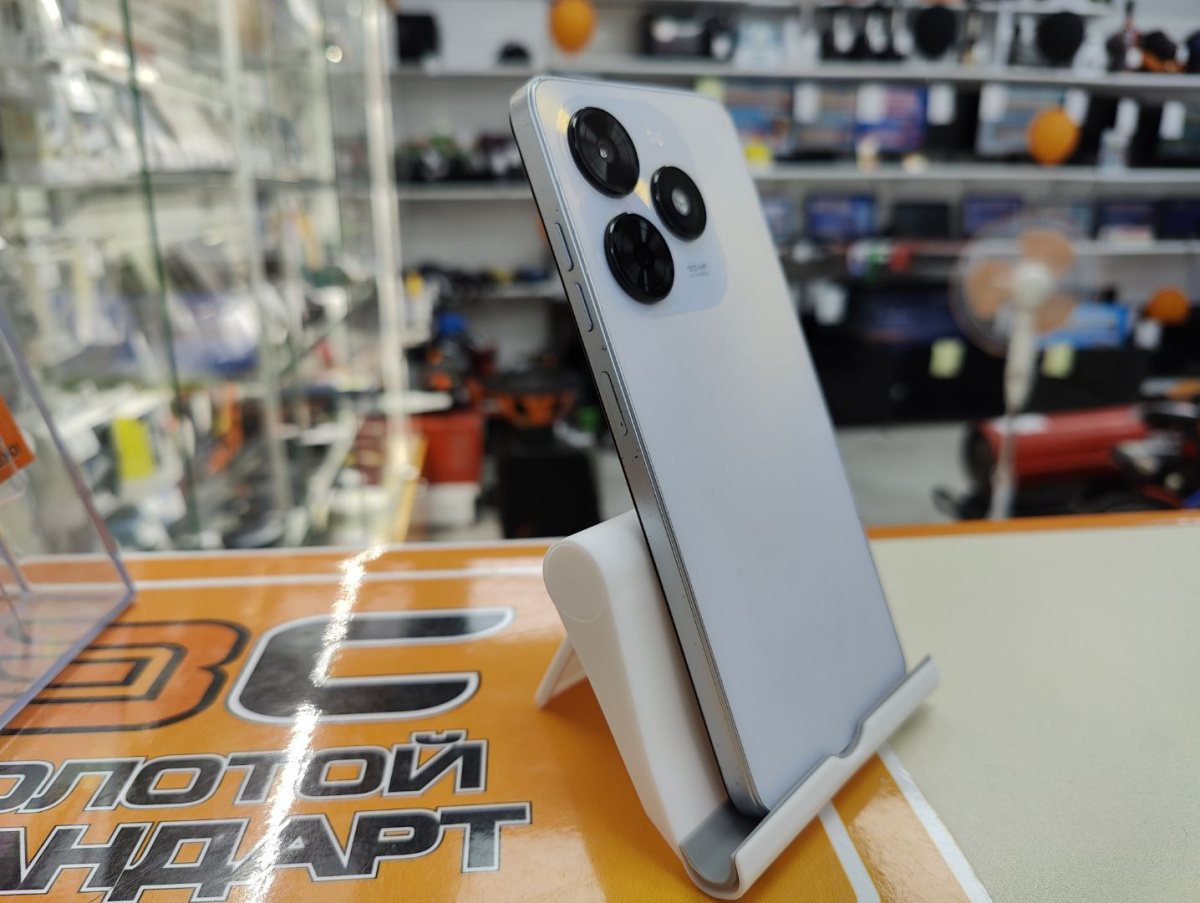 Смартфон Tecno Spark 20C 4/256