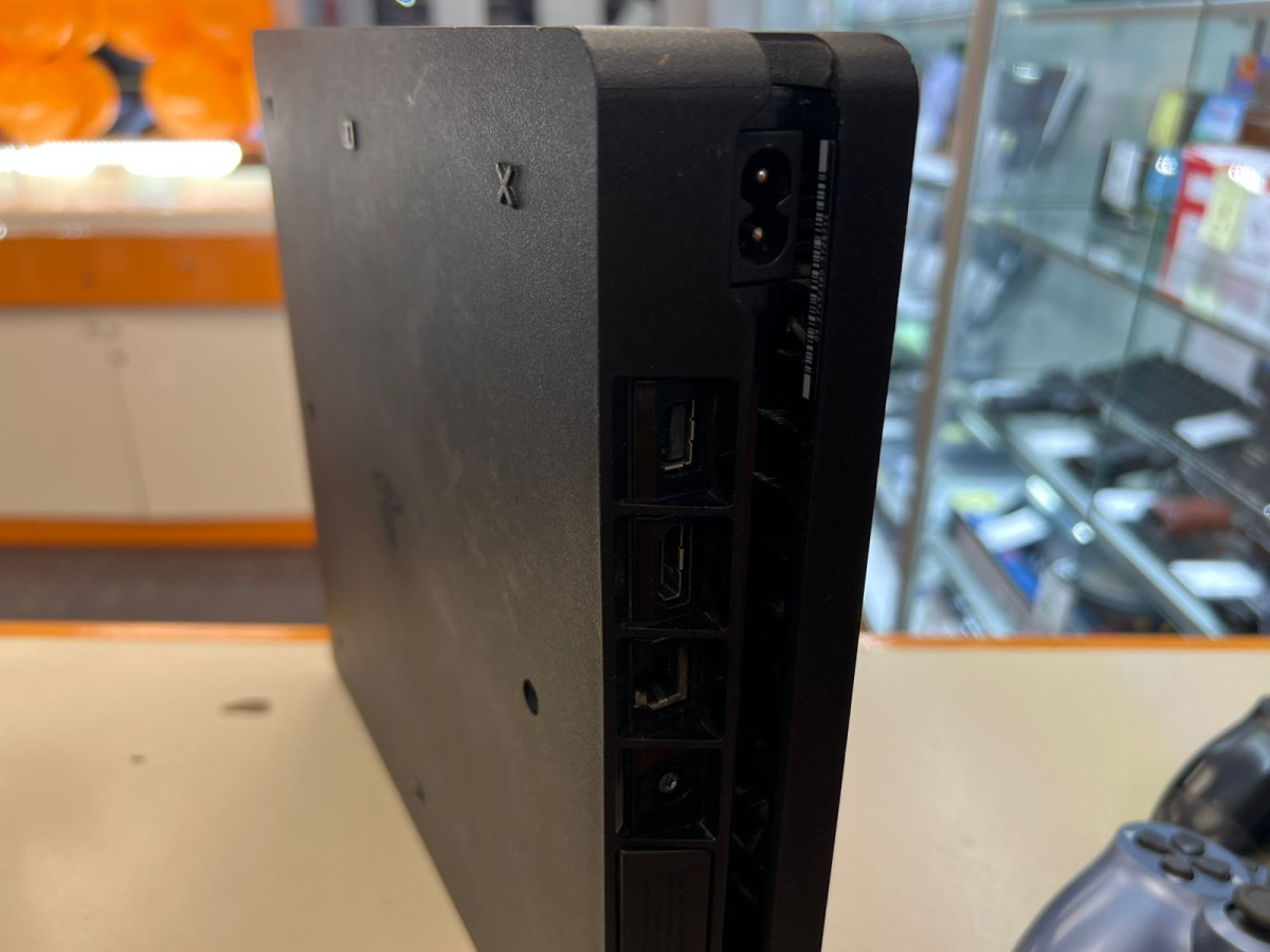 Игровая приставка PlayStation 4 Slim 500GB